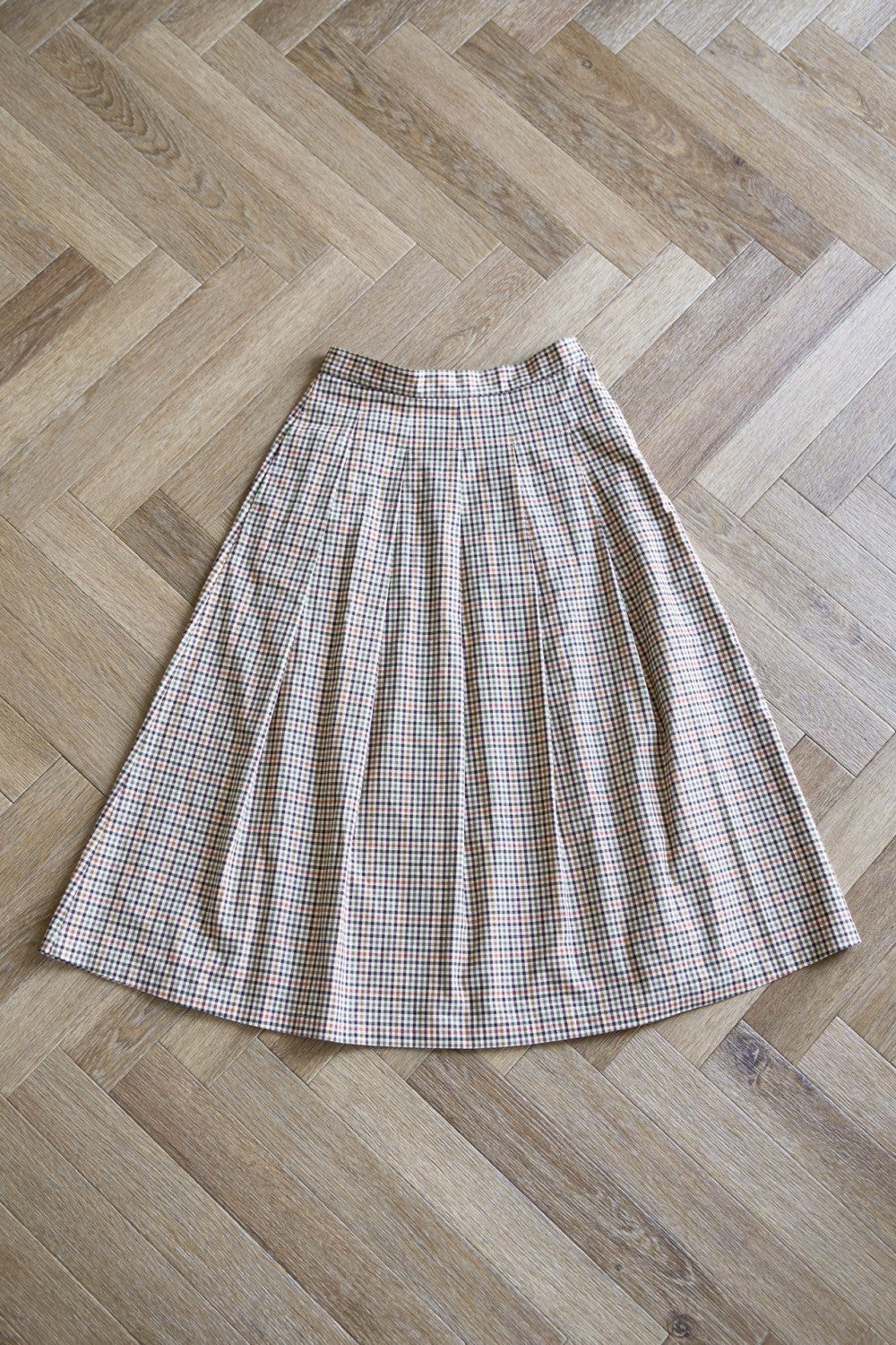 Soft pleats check skirt Beige - gun club check